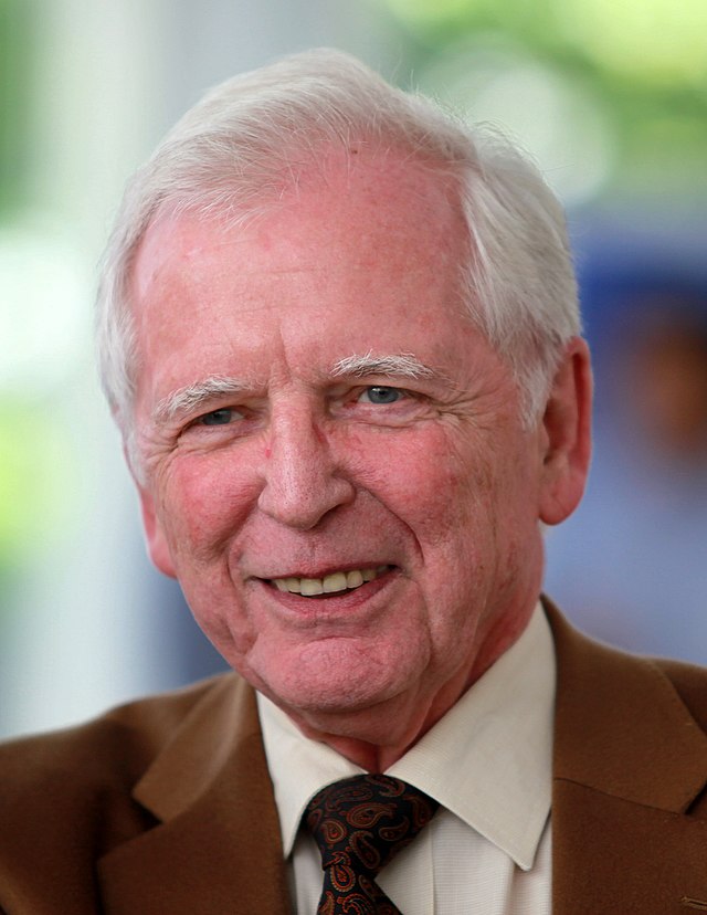 Harald zur Hausen 03